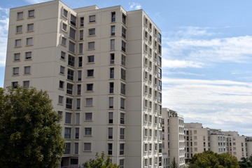 Obraz premium Hochhäuser am Hang von Fourvière in Lyon