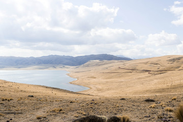 Fototapeta na wymiar Lagoon Coriqocha- Sacred valley Perú
