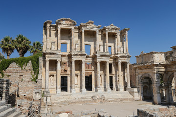 Fototapeta na wymiar Library of Celsus in Ephesus Ancient City, Selcuk Town, Izmir, Turkey