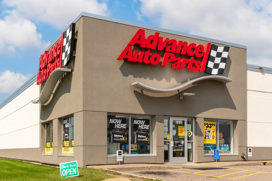 Advance Auto Parts Retail Store Exterior And Trademark Logo