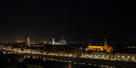 Fototapeta na wymiar Florence cityscape from Piazzale Michelangelo at night