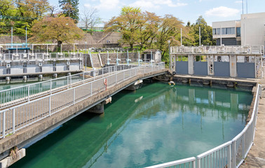 東京都水道局の羽村導水ポンプ所（東京都羽村市）