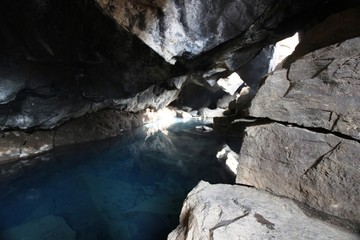 Höhle in Island
