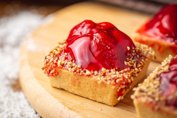 strawberry tartlet