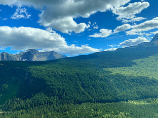 Fototapeta premium landscape with mountains and blue sky