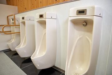 トイレの男性用小便器