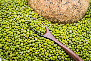 Organic mung beans