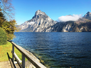 Traunstein und Traunsee in Traunkirchen, Salzkammergut - Ober&ouml;sterreich