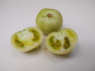 sliced green tomatoes