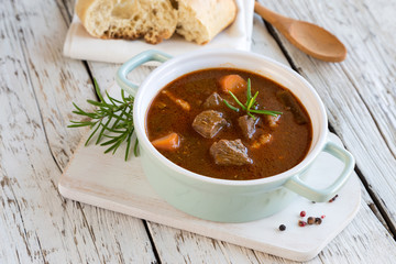 Gulaschsuppe