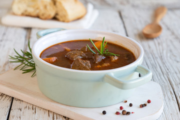 Gulaschsuppe