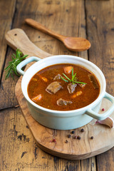 Gulaschsuppe