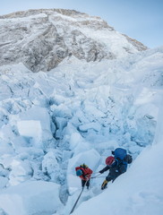 Double amputated old man XIABOYU ascending mt.EVEREST Khumbu icefall with sherpa's help