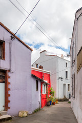 Fototapeta na wymiar Photo maisons colorées du village de Trentemoult, Nantes, France.
