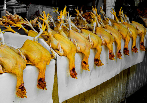 Polli al mercato in messico