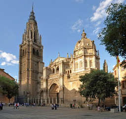 Cathedral of Toledo, Spain, in the old town in late afternoon light  - obrazy, fototapety, plakaty