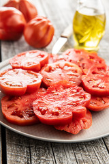 Sliced red beefsteak tomatoes