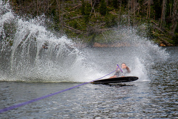 slalom ski on lake crash