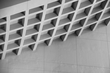 Geometric concrete ceiling in black & white