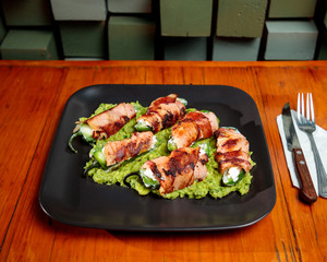 jalapeno wrap with cheese and bacon
