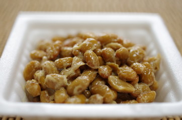 パックに入った納豆