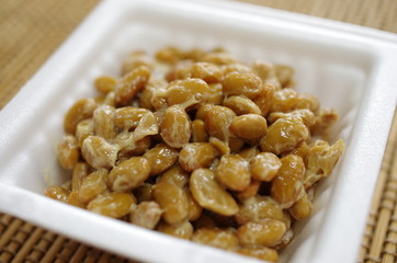 パックに入った納豆