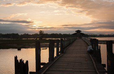 Fototapeta na wymiar Sunset at U Bein Bridge, Amarapura, Myanmar
