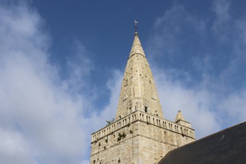 L'église catholique Notre Dame de Larmor-Plage vue de l'extérieur, ville de Larmor-Plage, département du Morbihan, région Bretagne, France