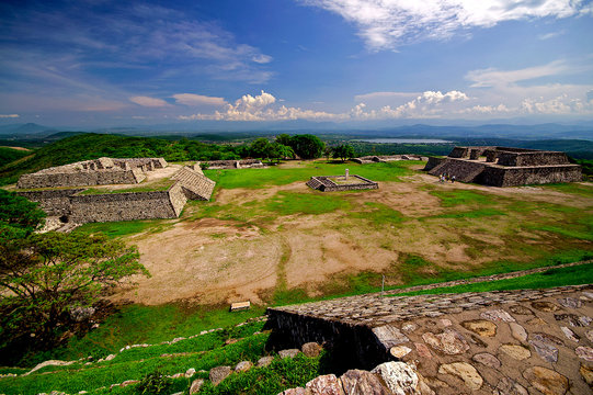 Yacimiento  de Xochicalco. Estado de Morelos.Mexico.