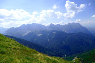Obraz premium Karwendlspitze seen from seinskopf, kruen, bavaria