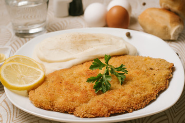 Milanesa con puré