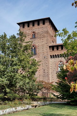 Fototapeta na wymiar the medieval castle known as Castello Visconteo