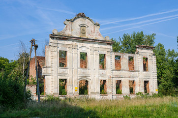 Fototapeta na wymiar The remains of palace in Starogard, Poland