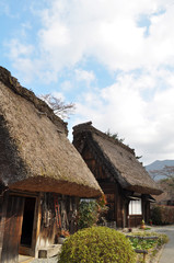 Fototapeta na wymiar 下呂温泉合掌村のわらぶき屋根の古民家4