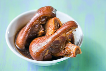 chinese red braised pork leg