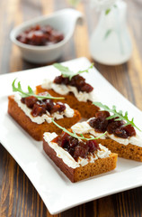 Pumpkin and tomato chutney on pumpkin bread