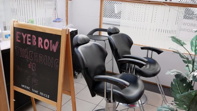 Eyebrow threading Service For Ladies