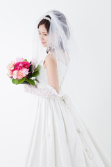 Fototapeta premium ブーケを持つ花嫁