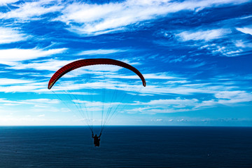 Parapentistas desde Orio-Donostia