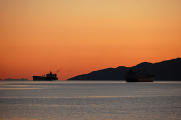 Obraz premium Ships waiting outside Vancouver