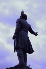 Fototapeta premium monument to pushkin