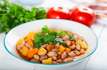 Turkish style pinto Beans. Pinto beans with Olive Oil.