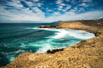 Atlantikwellen am Strand von Fuerteventura