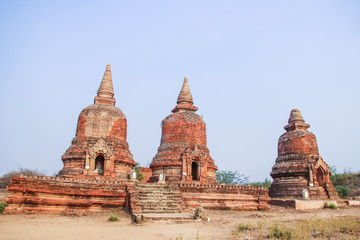 Fototapeta na wymiar Beautiful ancient Buddhist temples and pagodas Bagan Myanmar Burma