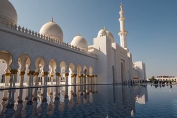 mosque in abu dhabi united arab emirates