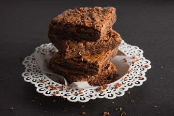 deliciosos brownies hechos en casa