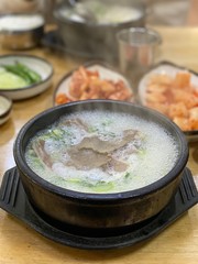 soup, food, meal, dinner, vegetable, bowl, dish, hot, lunch, plate, healthy, white, delicious, cooking, cuisine, chicken, rice, cream, meat, vegetarian, breakfast, thai, gourmet, mushrooms, restaurant