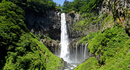 Fototapeta na wymiar 華厳の滝 展望台から見る景色 日光 栃木県