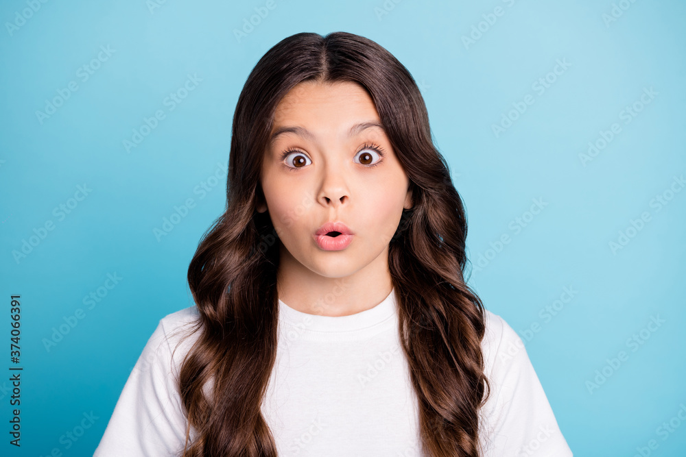 Poster close-up portrait of her she nice attractive lovely pretty funny cute amazed wavy-haired girl news r