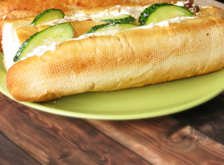 sandwich with ham and cheese